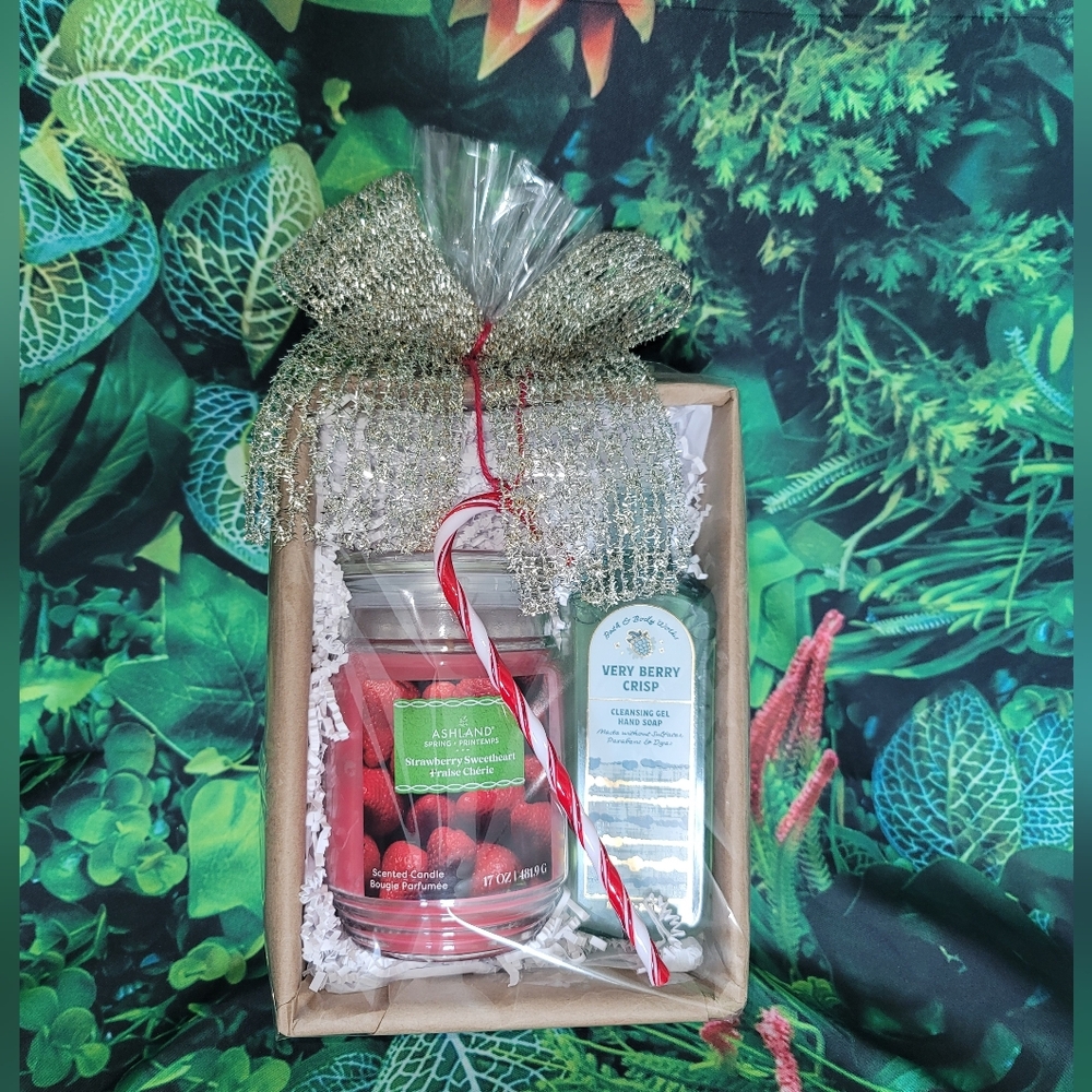 Holiday Themed Gift Basket